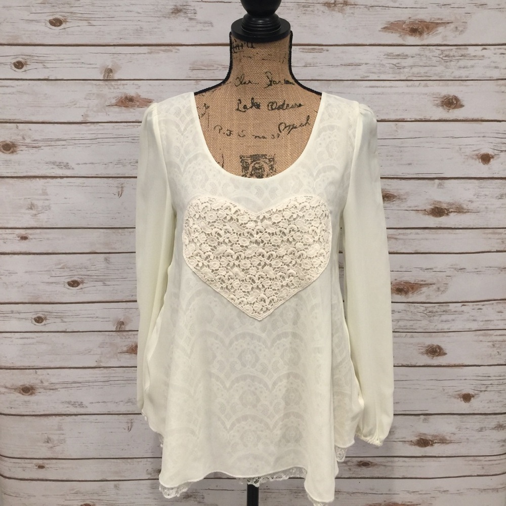 NWOT A’Reve Heart Georgette and Lace Blouse